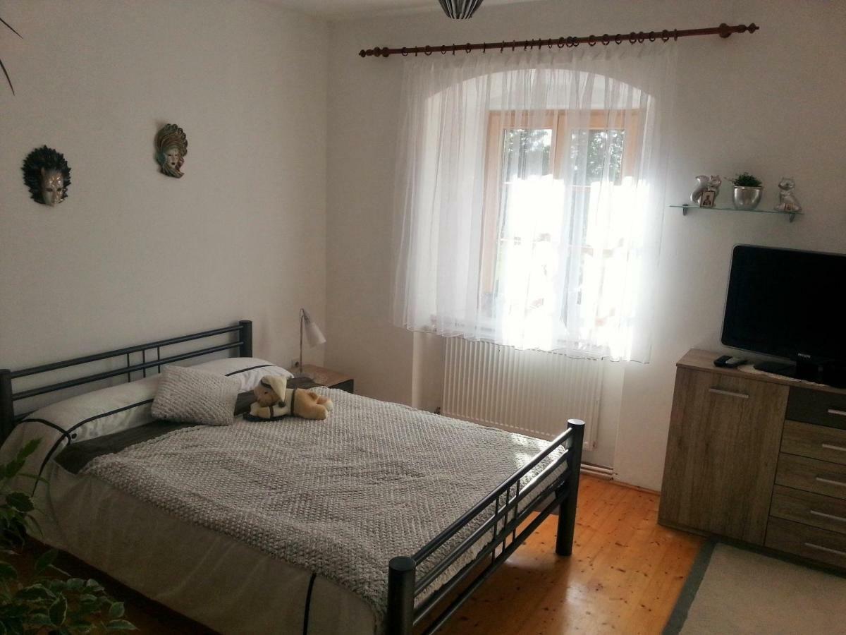 Privatzimmer Dimitrova Ulrichsberg Kültér fotó